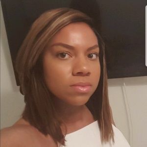 Meet your Posher, Asha